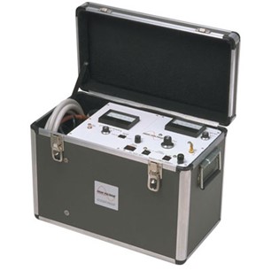 Alat uji Hipot untuk pengujian dielectric withstand pada circuit breaker