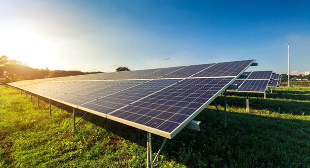 Panel PV (Photovoltaic): panel surya