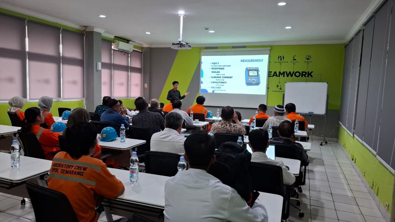Training alat ukur Hioki di PLN UPDL Semarang